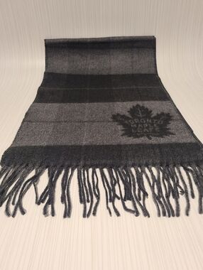 Toronto Maple Leaf Black & Grey Scarf From Real Sports